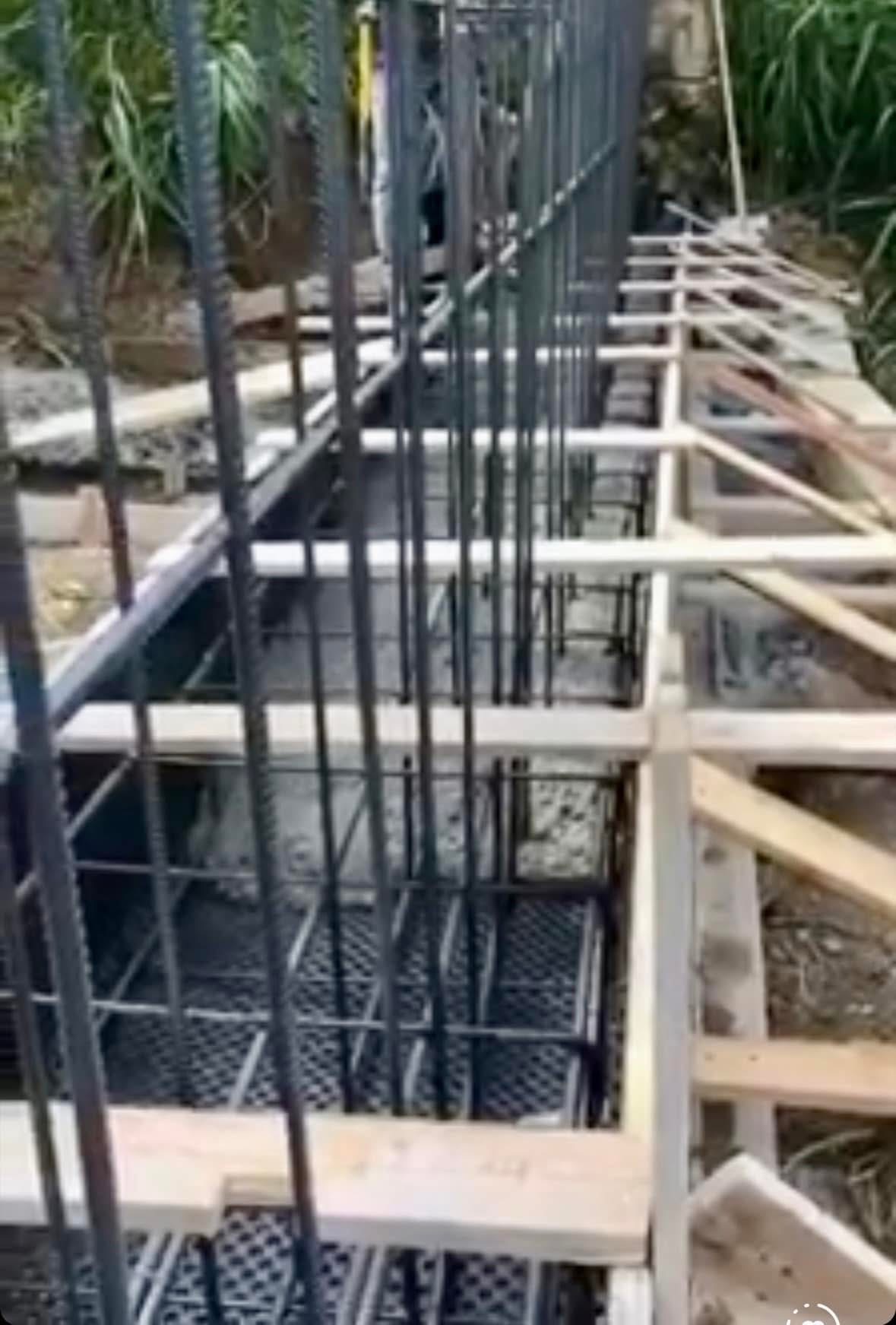 Fondazioni e membrana impermeabile al piede del muro