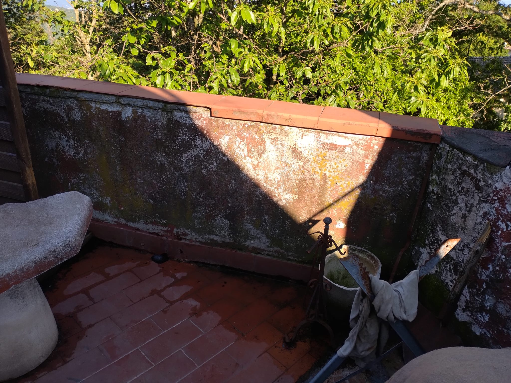 Terrazza soprastante - superfici esterne ammalorate